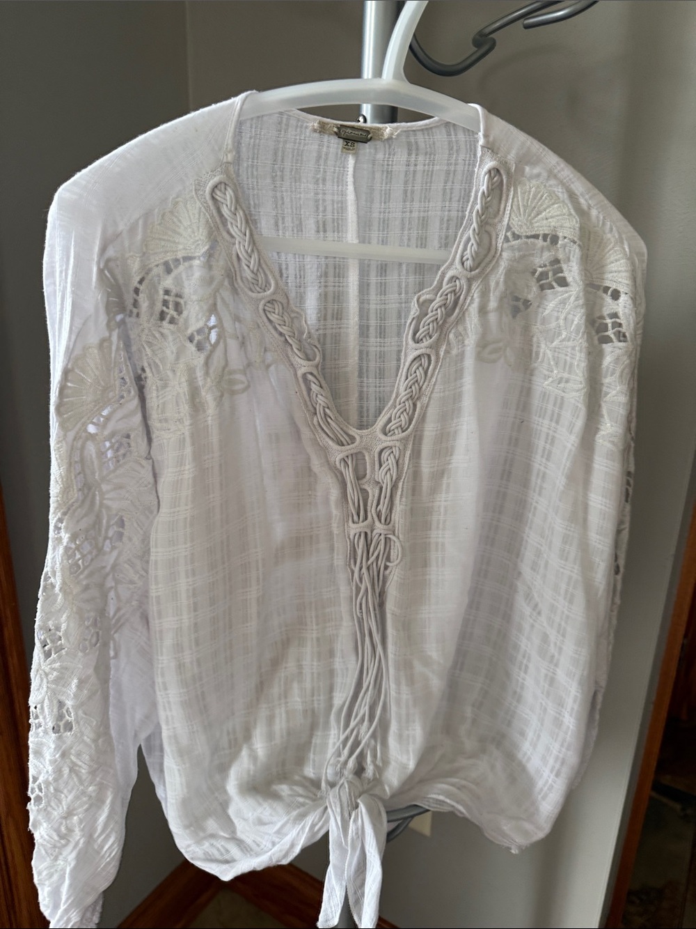gimmicks by BKE White Crochet-Trim Tie-Front Blouse